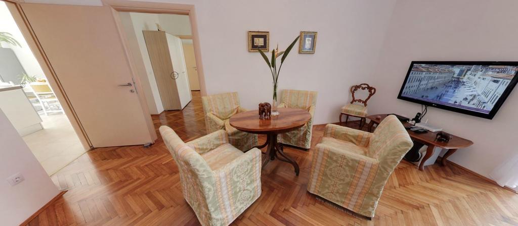 Apartment Mihe Dubrovnik Bagian luar foto